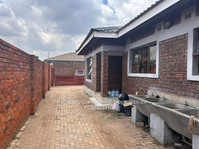|| Modern Living in the Heart of Madokero ||