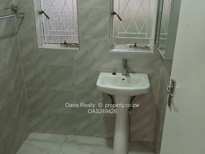 Conveniently Located Semi-detached 3 Beds Home For Rent