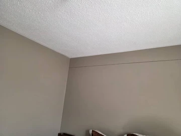 2 Bedroom Flat & Apartment