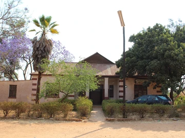 Commercial & Industrial Land