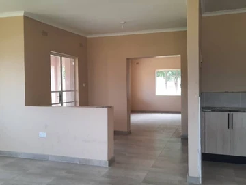 3 Bedroom Flat & Apartment