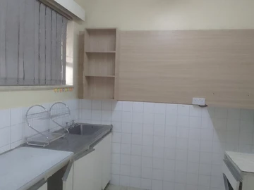 2 Bedroom Flat & Apartment