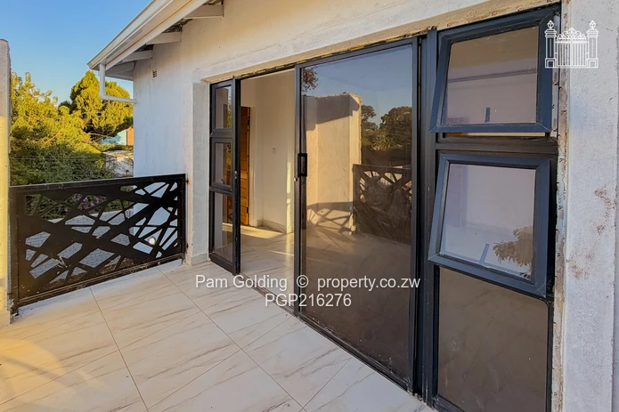Near Completion Contemporary Duplex Unit in Good Location (Sole Mandate)