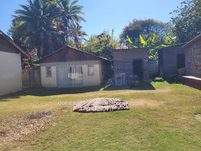 Prime Multi-Dwelling Property on 4,269m² with Main Road Frontage in Highlands 