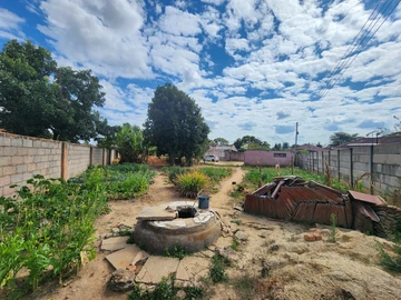 Stands & Residential Land