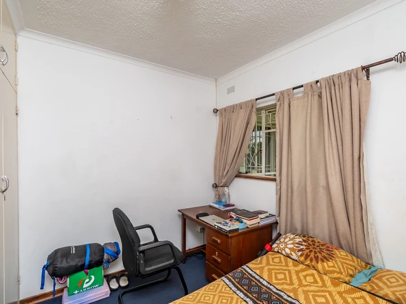 3 Bedroom Garden Flat