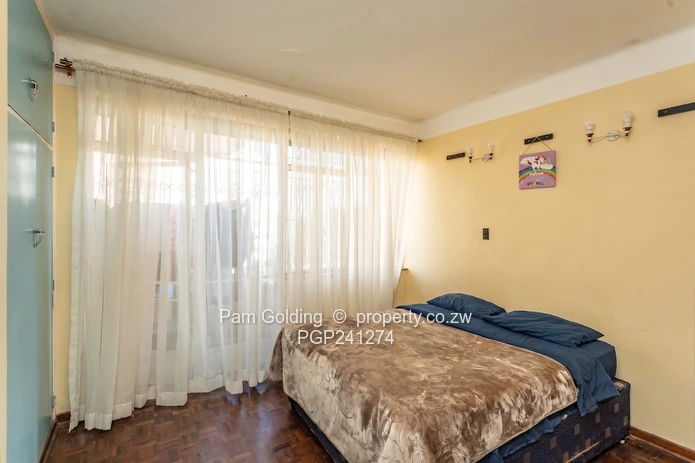  Neat one bed flat for sale!