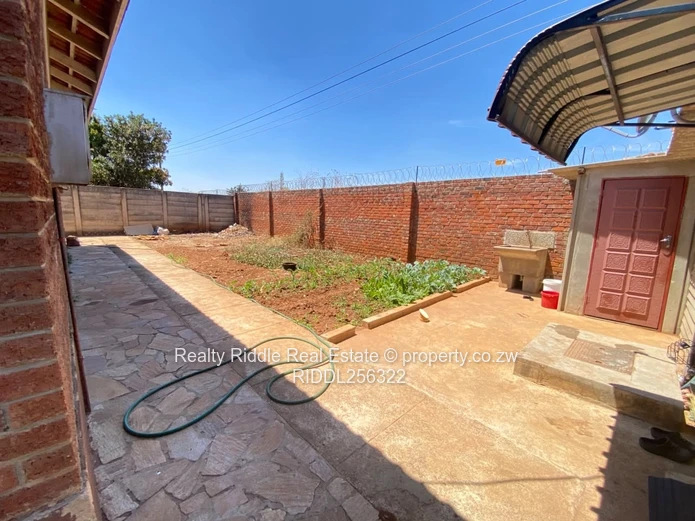 Westgate 4-Bed Family Home with Double Garage & Garden