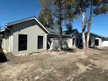 3 Bedroom Garden Flat
