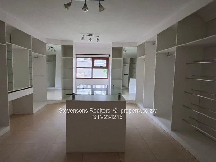 A luxurious 6 bedroomed house for sale in Shawasha Hills 
