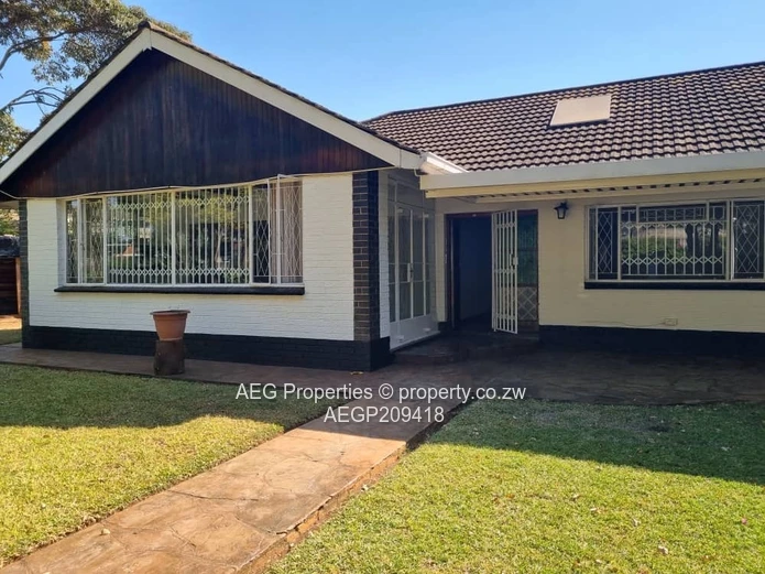 Partly Furnished 3-Bed Garden Flat with Pool in Borrowdale, Harare North