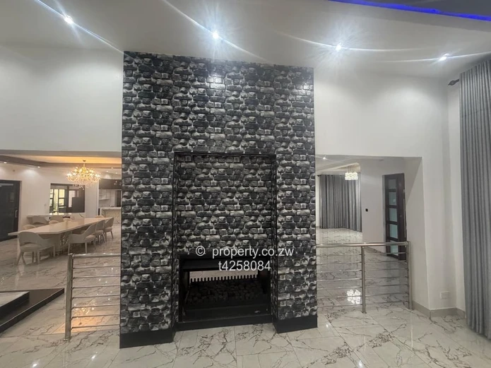 Borrowdale Quinngton house to rent  (Sole Mandate)