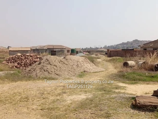 *RESIDENTIAL STAND FOR SALE - WARREN PARK D, HARARE*  *Stand Details:* - *Size:* 229 sqm - *Ownershi