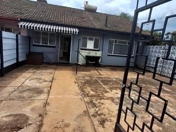 2 Bedroom Garden Flat