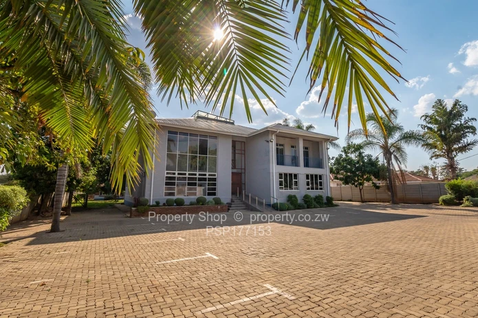 Magnificent Office Space in Prime Area