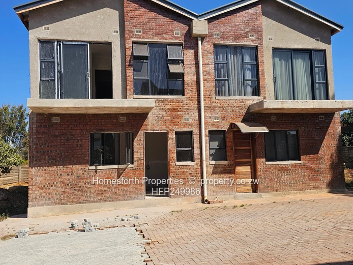 Borrowdale Hellensvale apartment for sale (Sole Mandate)