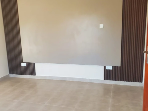4 Bedroom Flat & Apartment