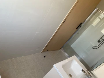 3 Bedroom Flat & Apartment