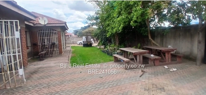 5 bed house to let (Sole Mandate)