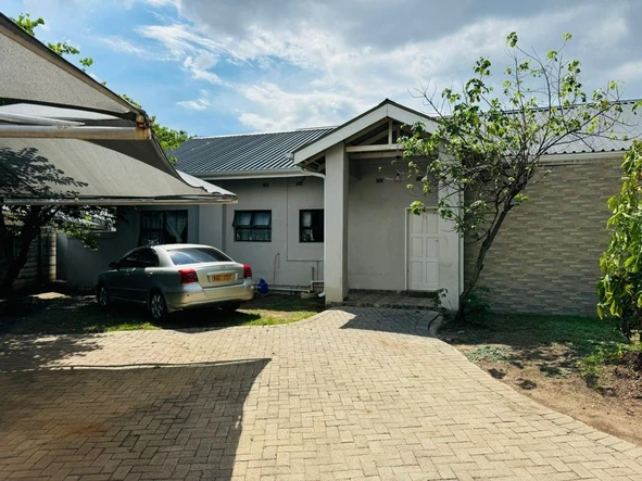 Newlands Fully Furnished To Let