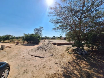 Stands & Residential Land