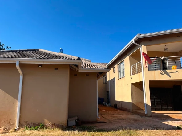 7 Bedroom House