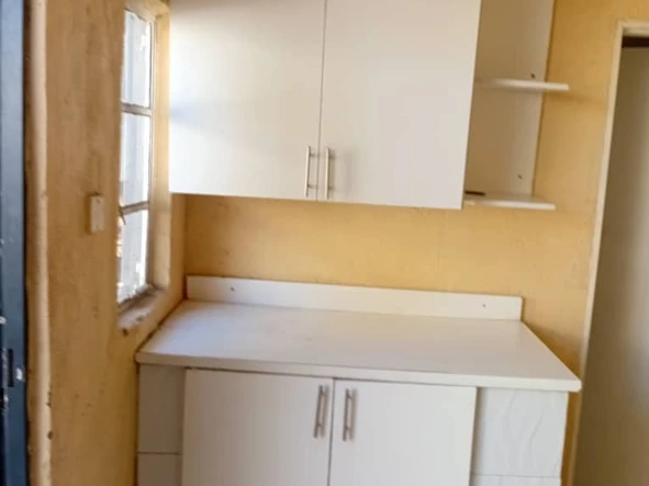 Flat & Apartment