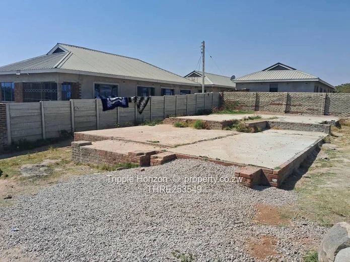 250m² Stand with Slab in Southlea Park — Water + Gravel Road