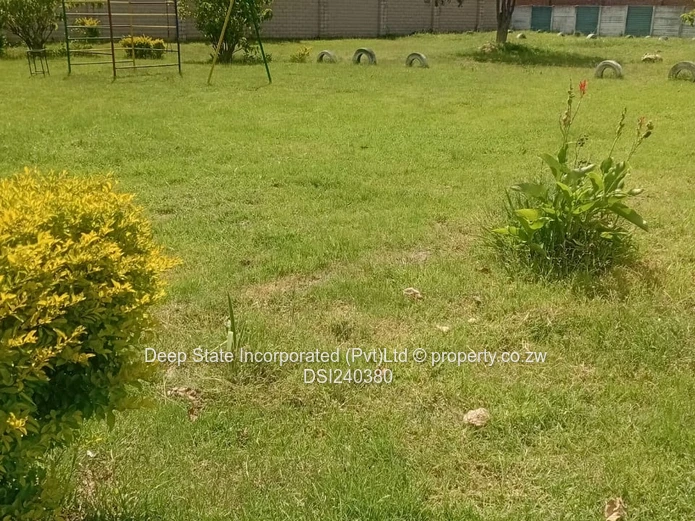 Hatfield house for sale (off airport road)