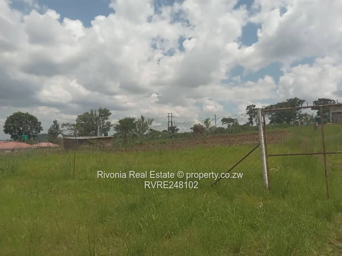 Stand with 4 roomed cottage 