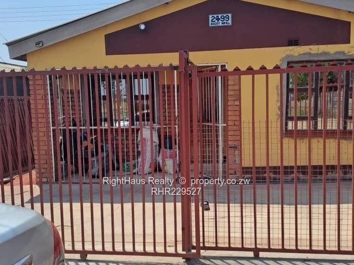  A beautiful and affordable home in Woodlands is up for grabs (Sole Mandate)