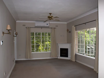 6 Bedroom House