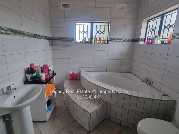 Elegant Belvedere West Property with Income-Generating Cottage