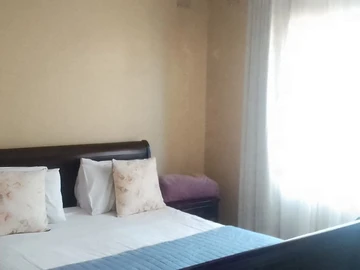 2 Bedroom Garden Flat