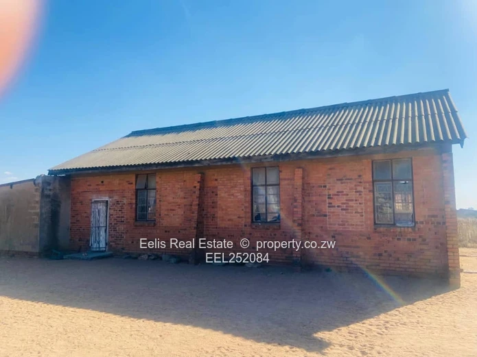 Entumbane property for sale 