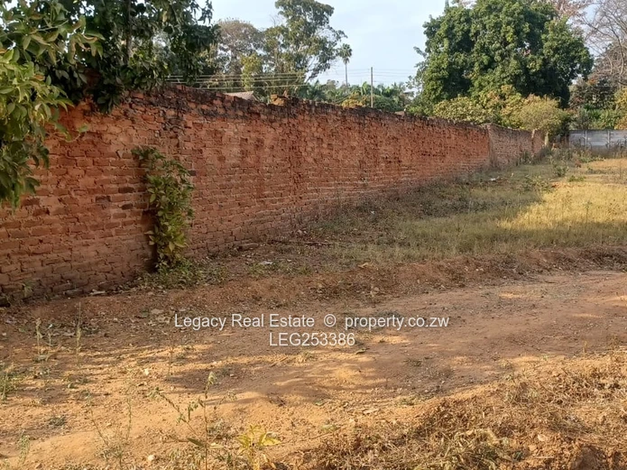 Walled 2-Bed Home on 2300m² with Verandah & Main Road Frontage (Sole Mandate)
