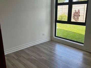 3 Bedroom Flat & Apartment