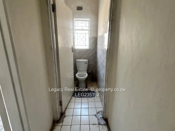 Greendale Coronation – Commercial Property With 3 Cottages to Rent