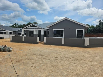 Mt Pleasant, near Arundel Village 4 bed for sale 