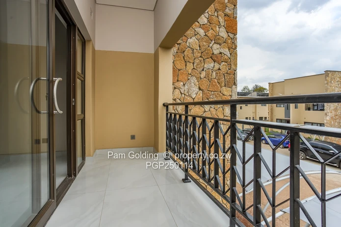 Modern Luxury Townhouse – Golden Stairs, Mount Pleasant (Sole Mandate)