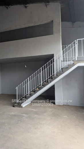 A warehouse to let in Ardbennie 