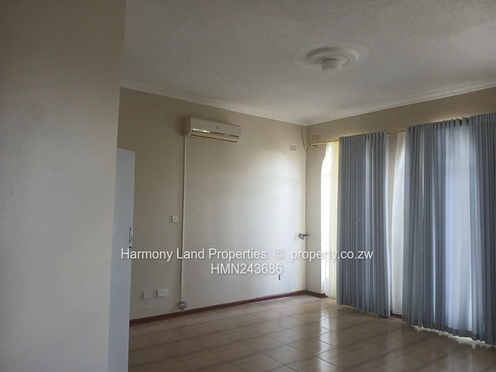 Greystone Park - Beautiful 4 bedroomed house to Let