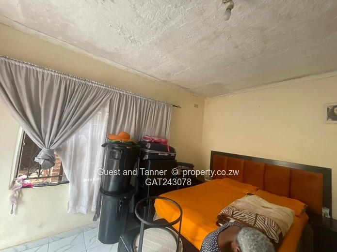 6 bedroom House For Sale In Cold Comfort