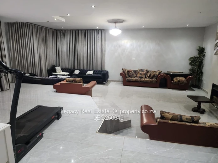 Executive Family Home With Walk-In Closet & Entertainment Area