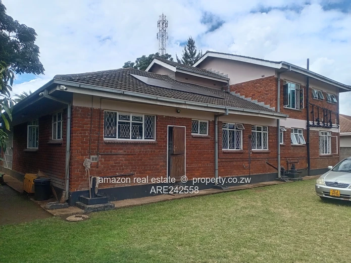 5 bedroomed house for sale ( sole mandate)