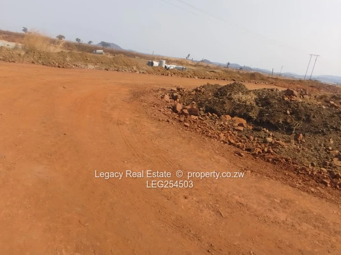 Prime 300 to 600m² Somerby Estate Stands For Sale — with Water & Sewer