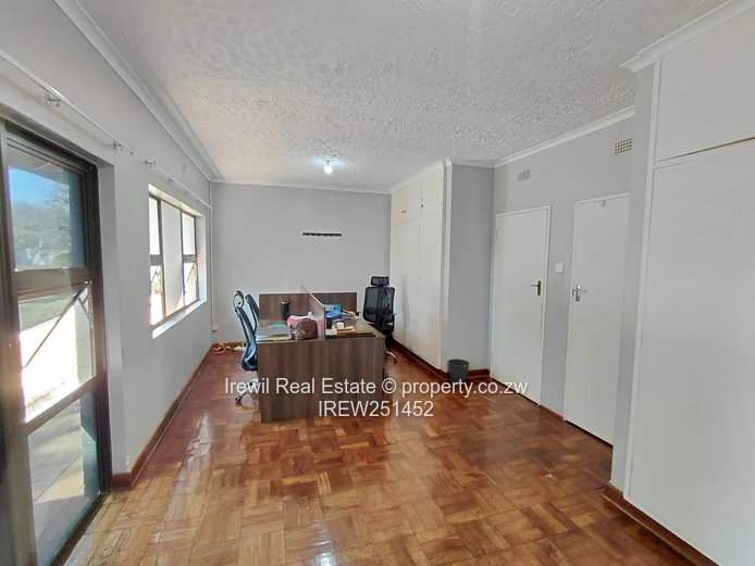 Mt Pleasant Office along The Chase (Sole Mandate)