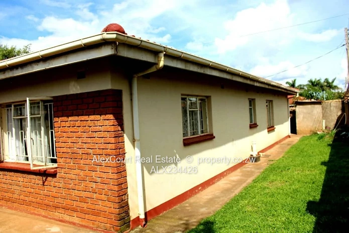 Big & Spacious 5 Bed House For Sale!