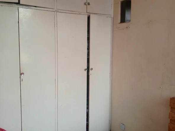 Flat & Apartment