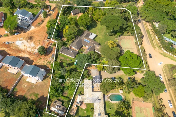 Two Acres on Kew Drive